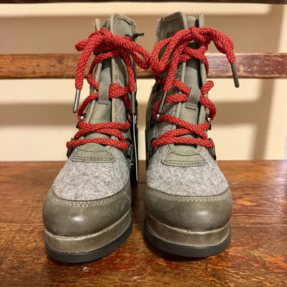 SOREL Blake Lace Quarry Waterproof Hiker Bootie Quarry Gray Red Laces - Picture 6 of 15